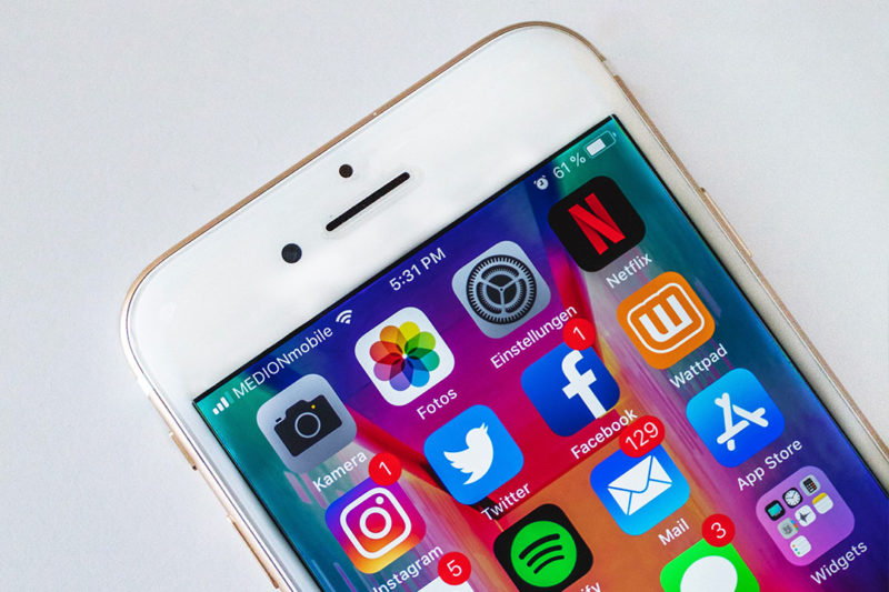 website-social-media